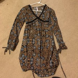 Long-Sleeve, Mid-Length Dress!